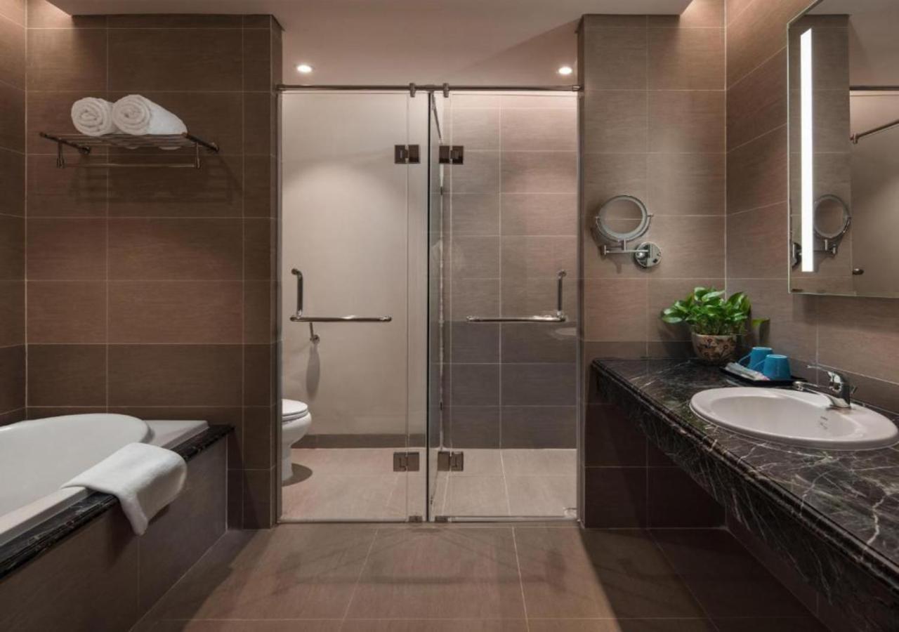 Sunrise Luxury Apartment With Ocean View Da Nang Buitenkant foto