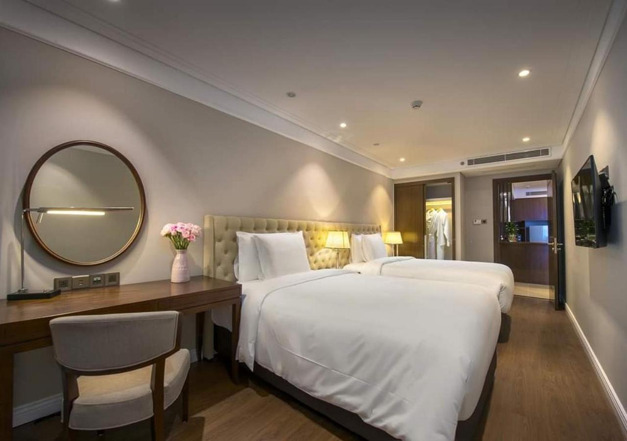 Sunrise Luxury Apartment With Ocean View Da Nang Buitenkant foto