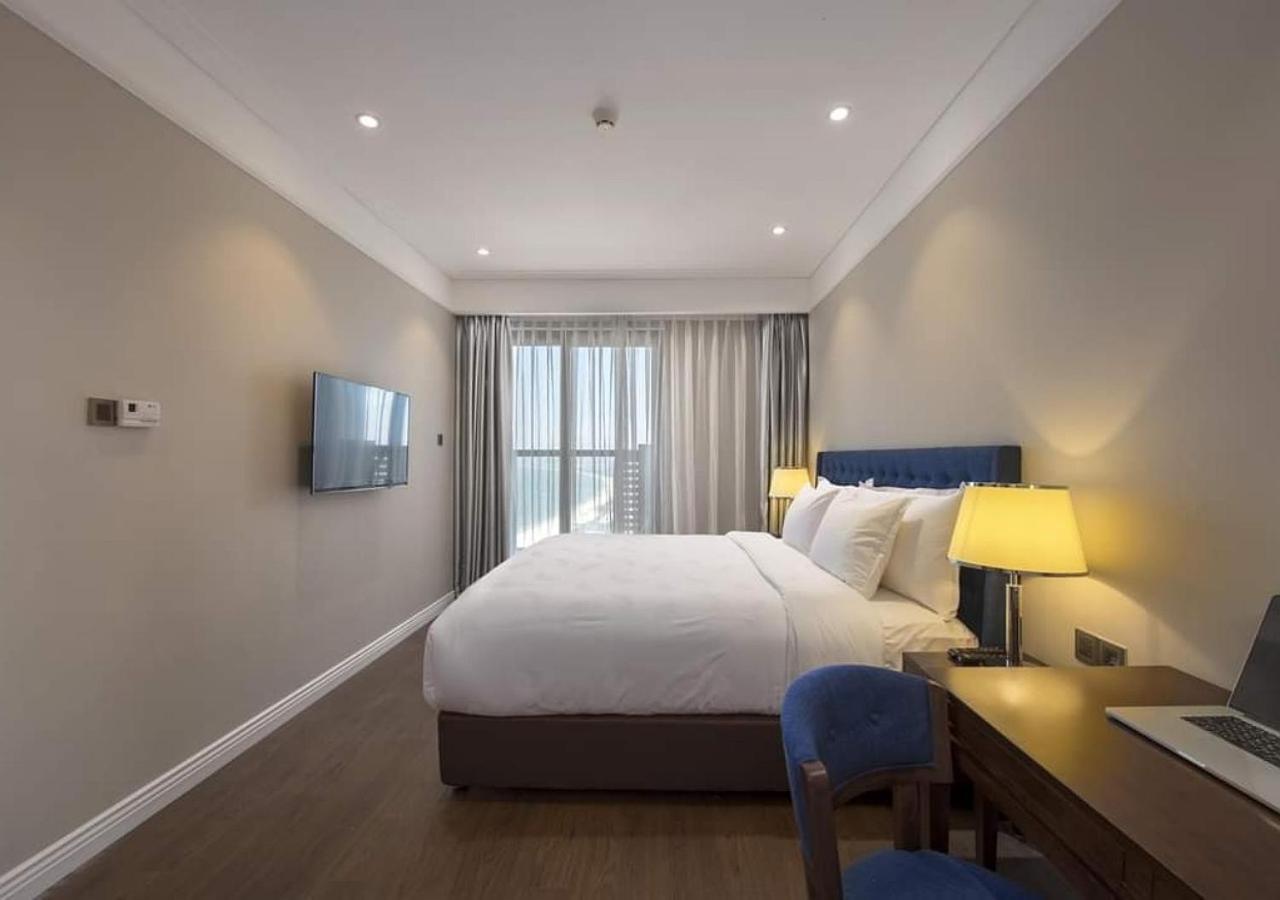 Sunrise Luxury Apartment With Ocean View Da Nang Buitenkant foto