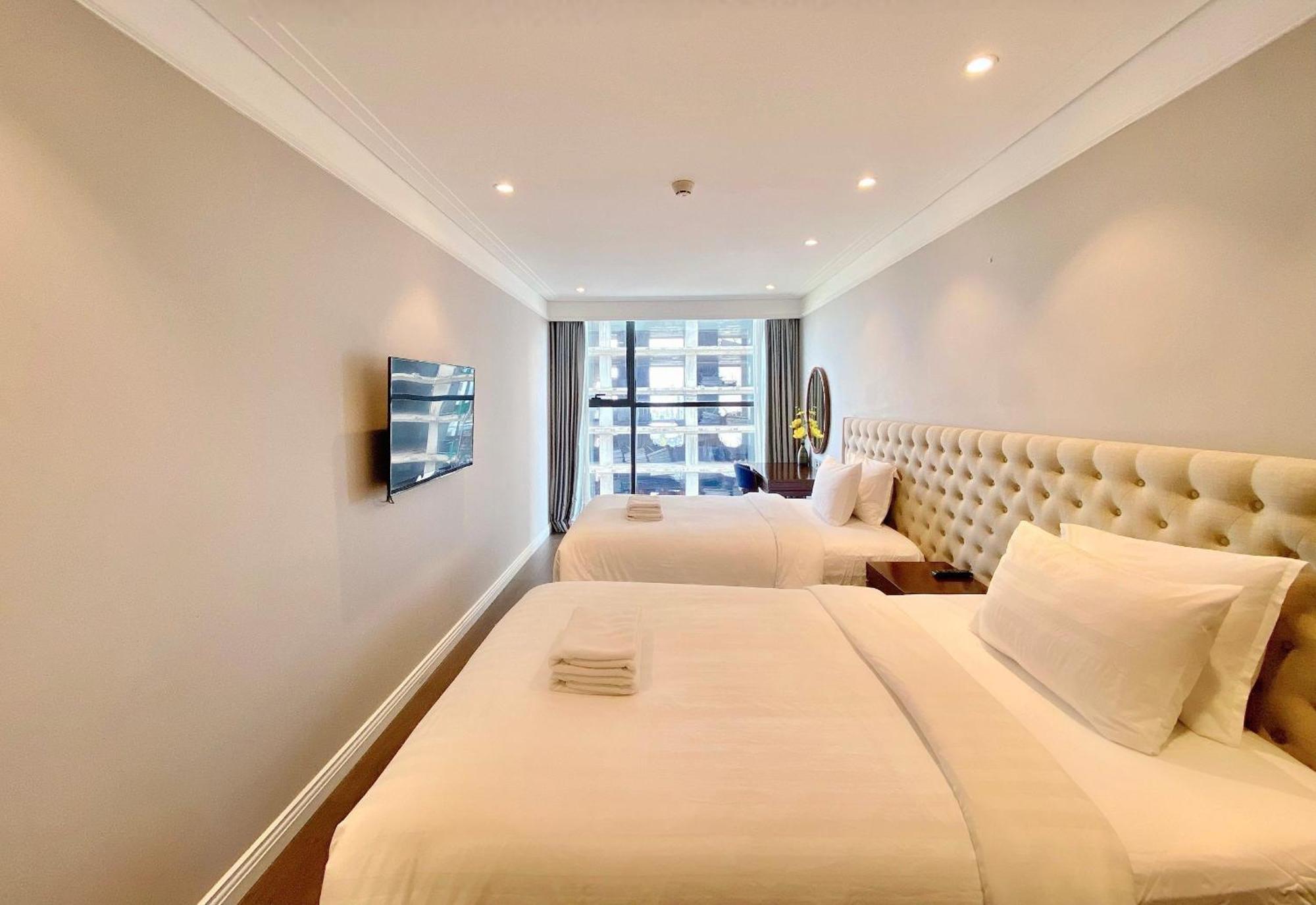 Sunrise Luxury Apartment With Ocean View Da Nang Buitenkant foto