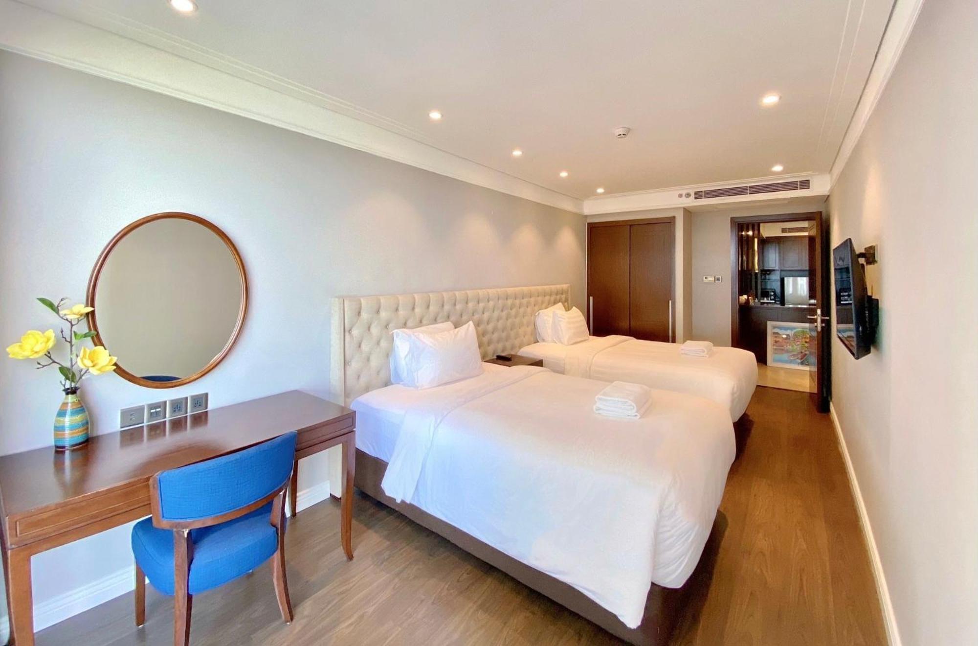Sunrise Luxury Apartment With Ocean View Da Nang Buitenkant foto