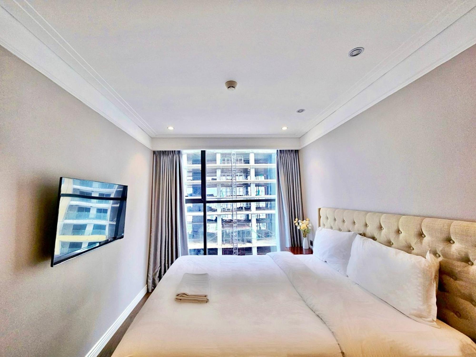 Sunrise Luxury Apartment With Ocean View Da Nang Buitenkant foto